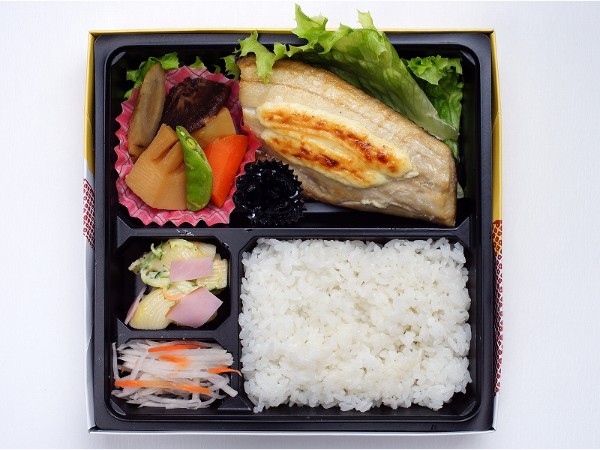 ホッケのマヨネーズ焼き弁当