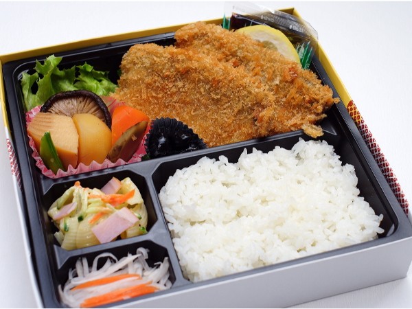 アジフライ弁当