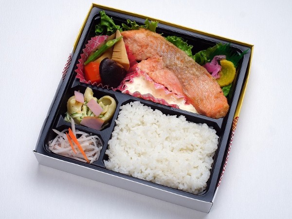 サーモンムニエル弁当