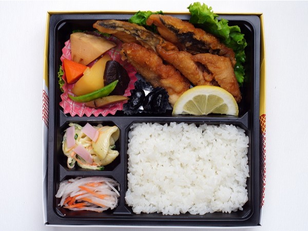 鯖の竜田揚げ弁当