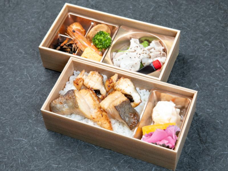 銀鱈の照り焼き2段重