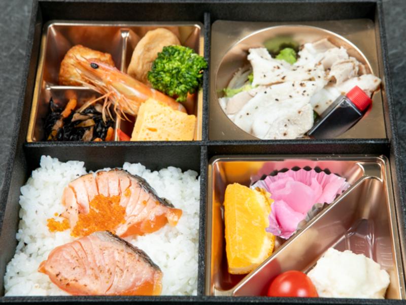 漬け炙りサーモン1段重