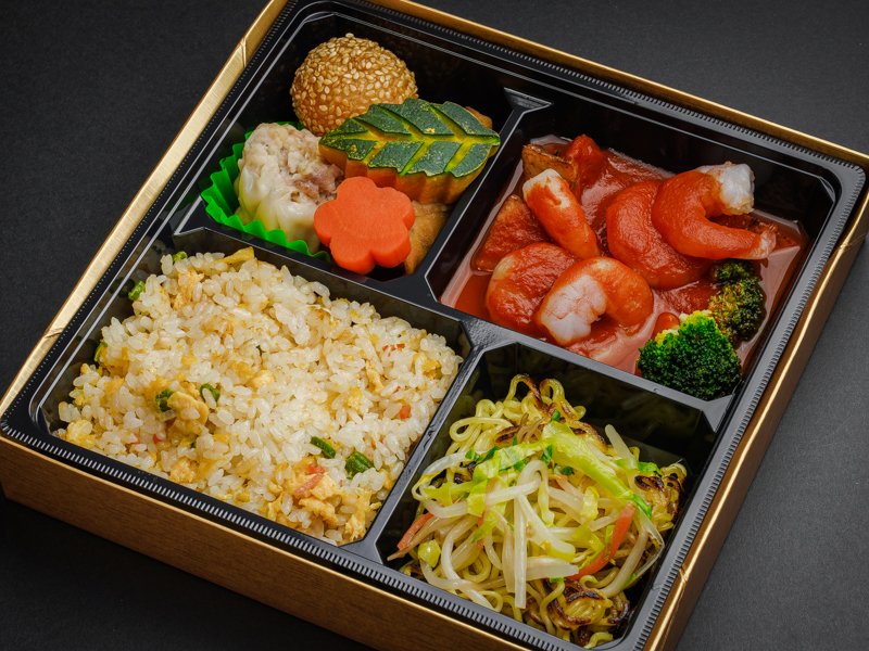 【4升】海老チリソースと炒飯弁当