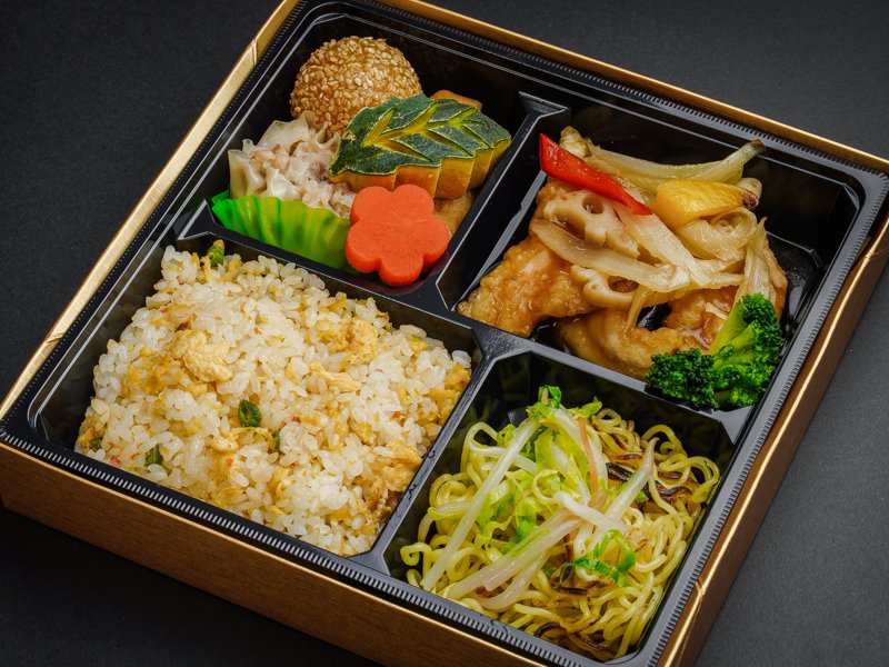 【4升】白身魚の甘酢あんかけと炒飯弁当