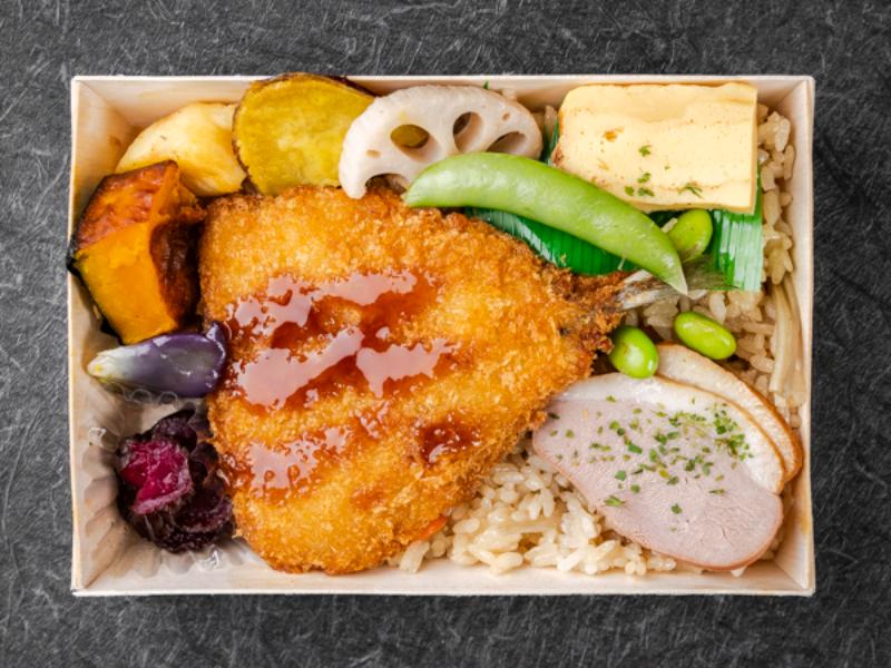 お手軽弁当 アジフライ