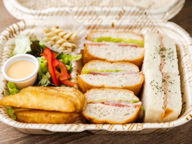 ＢＬＴ＆ツナ２種贅沢サンド