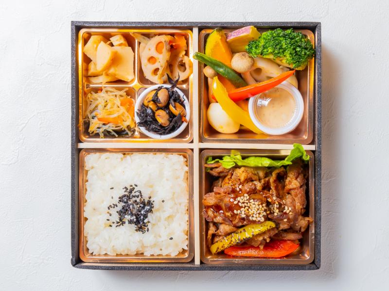 季節の副菜白ごはんと焼肉御膳