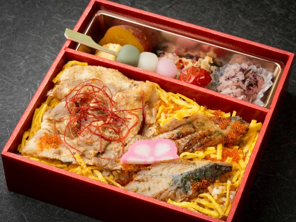 豚バラ味噌焼きと鰻彩り弁当