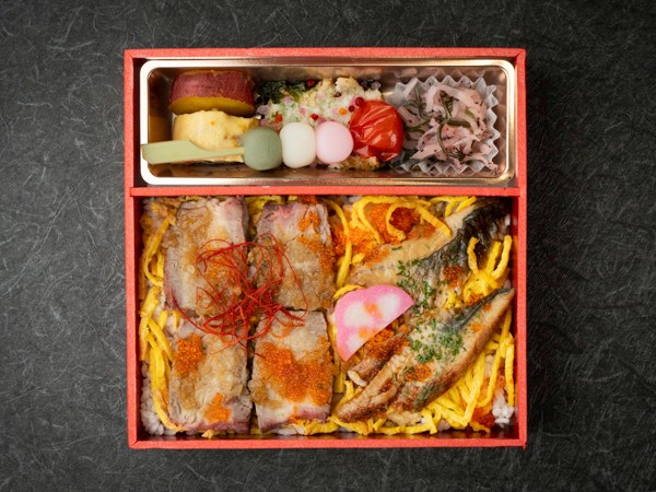 牛ランプと鰻彩り弁当