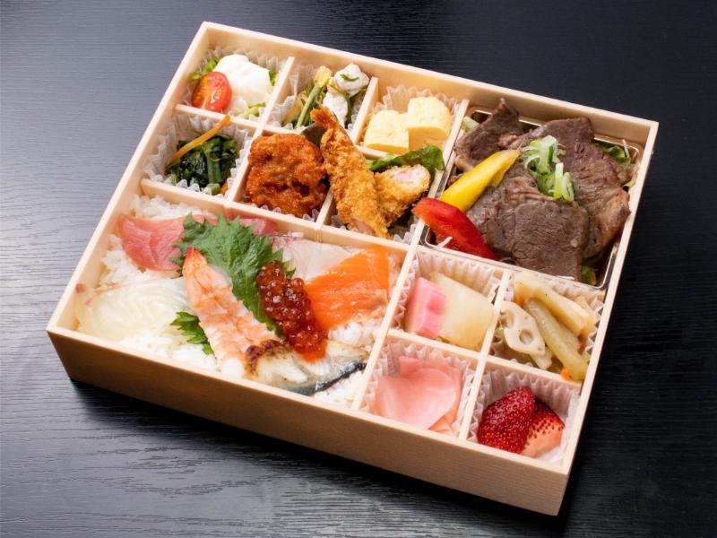 京都牛と海鮮チラシ弁当