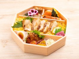 華やか六角弁当