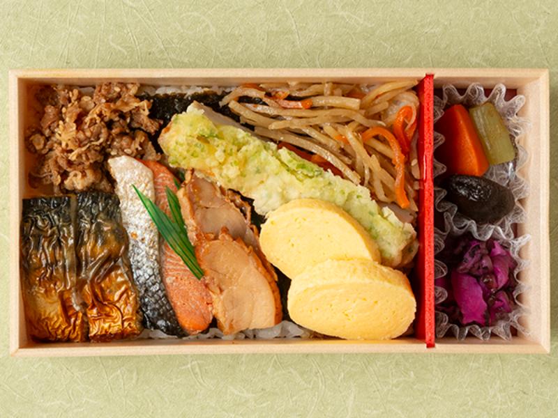 海苔弁当おかず満載