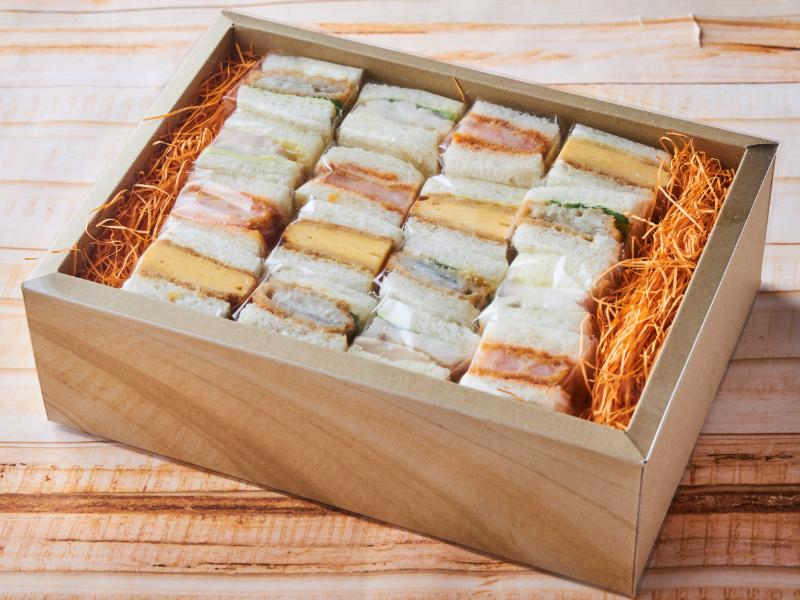 サンドイッチ・アソート：1／4 × 16個