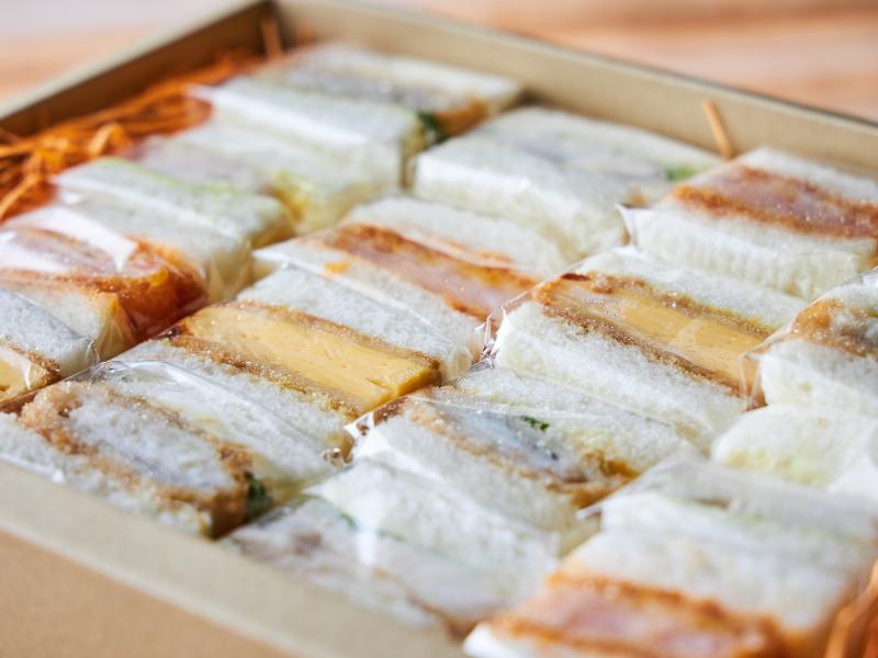 サンドイッチ・アソート：1／4 × 16個