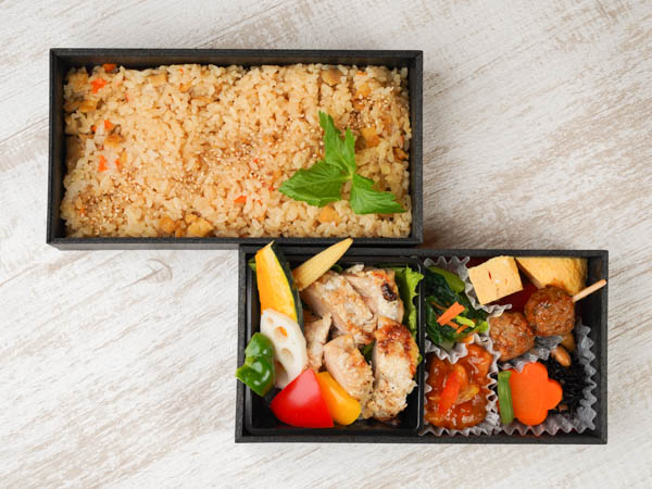 鶏の塩麹焼き二段重