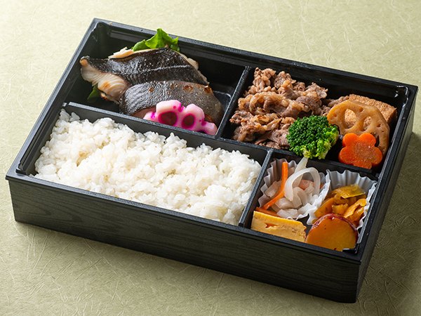 高級銀ダラ西京漬と黒毛和牛すき焼き弁当
