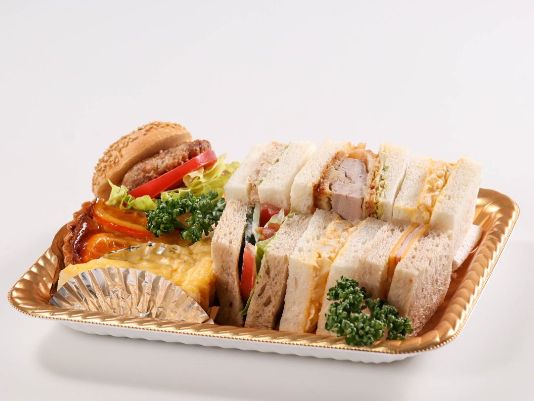 バラエティセット（キッシュとデザート付き）