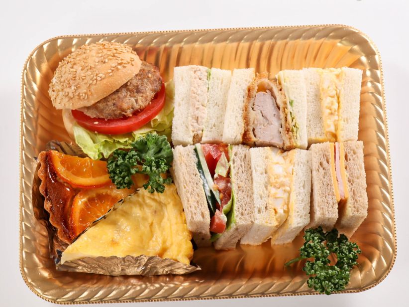 バラエティセット（キッシュとデザート付き）