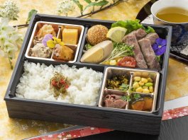 【ご飯が選べる】岳〜特製牛ステーキとごちそうおかず〜