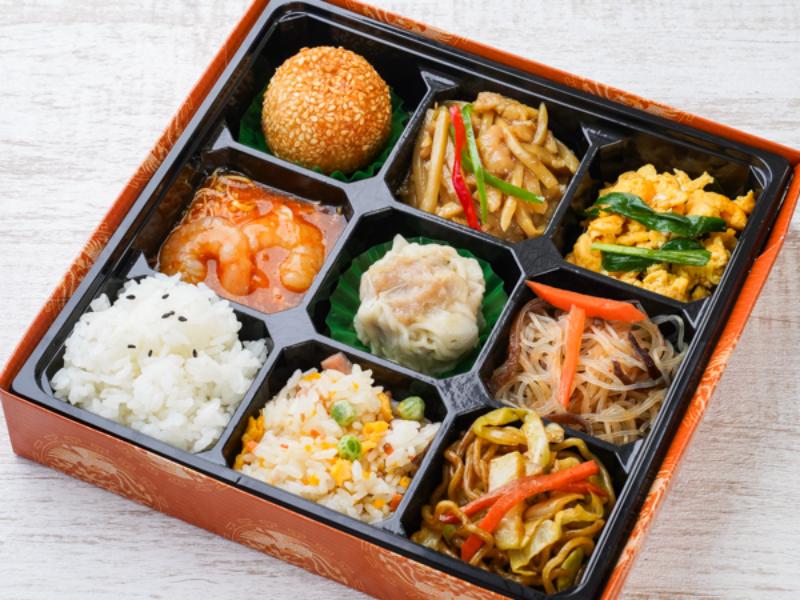 中華9マス弁当〜エビチリ・青椒肉絲〜