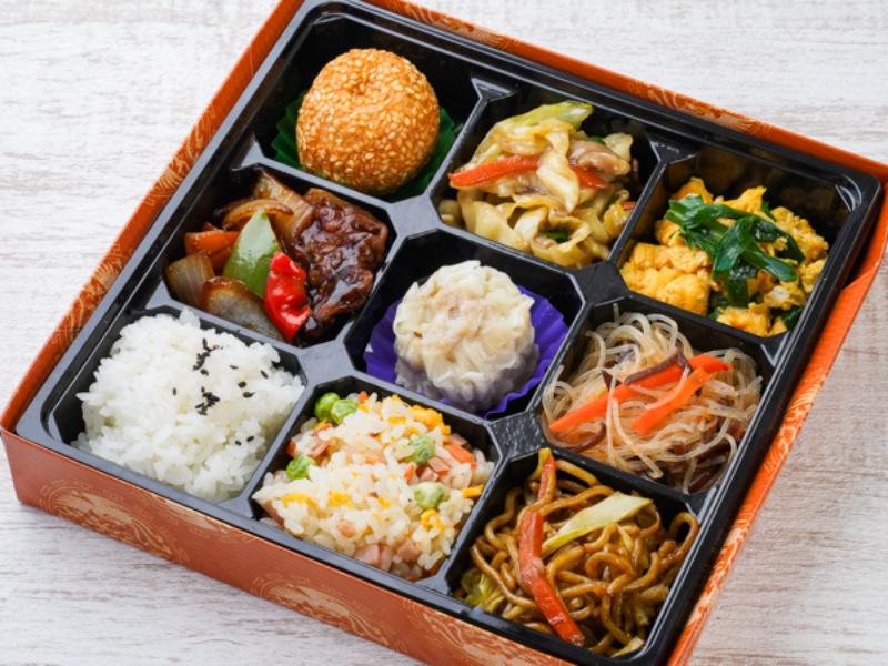 中華9マス弁当〜黒酢酢豚・肉野菜炒め〜