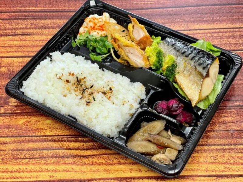 チキンカツ＆ノルウェー産塩サバ弁当