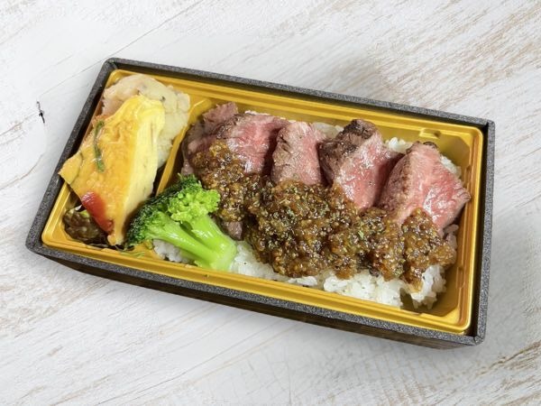 米沢牛のステーキ重