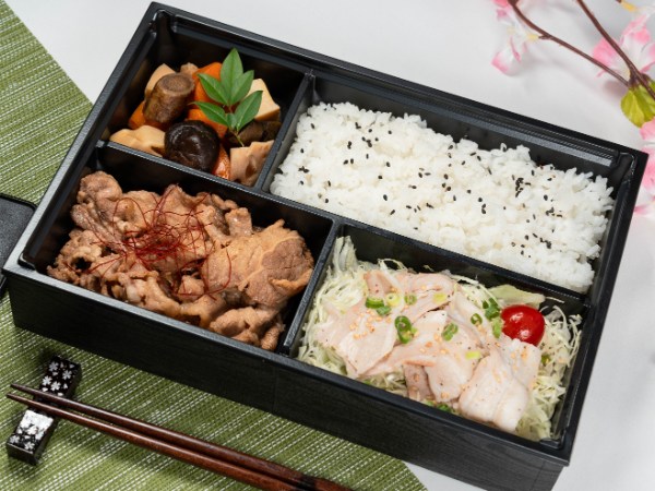 牛すきと豚しゃぶの肉盛り弁当【上】