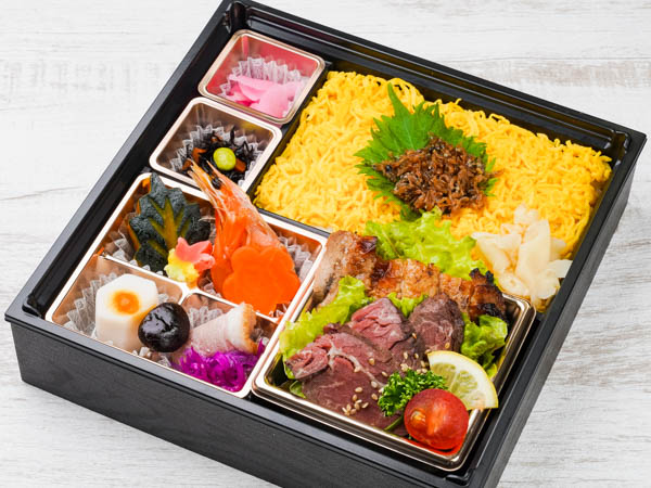 【高級鉄板焼御膳】塩麴仕込みの厳選牛ステーキと甘辛特製ダレの鶏香味焼ステーキ