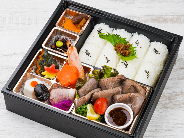 【らんま特製贅沢御膳】自家製低温熟成やわらかローストビーフ御膳