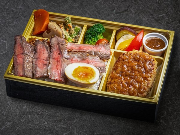 牛ステーキ重とハンバーグ御膳