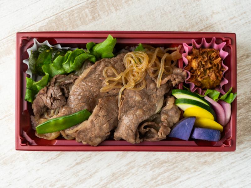 すき焼き弁当（十六穀米）