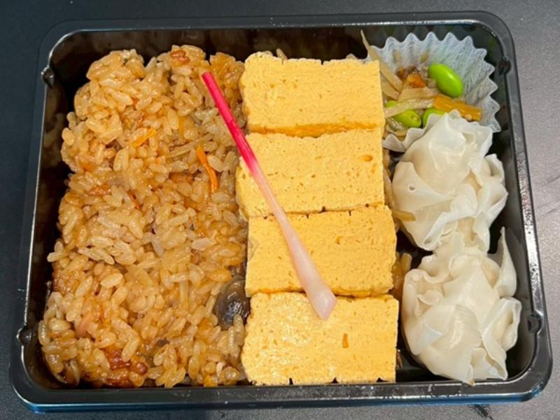 しめじ＆きんぴらの炊き込みご飯焼売弁当