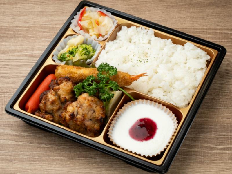 特製フライドチキン弁当〜秘伝の自家製仕込み〜