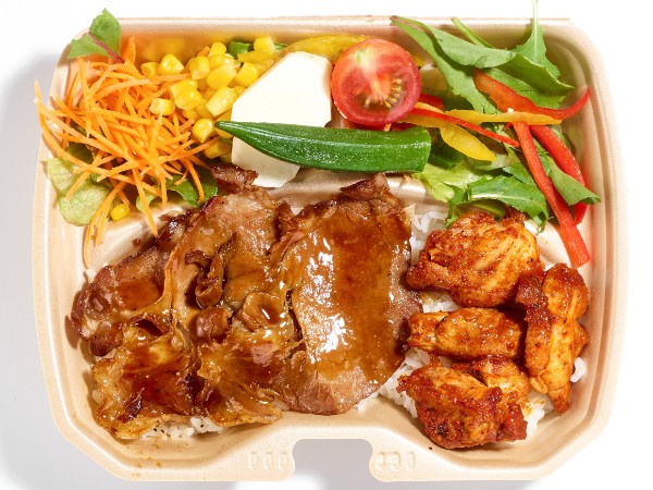 豚肩ロース 甘辛鶏肉弁当