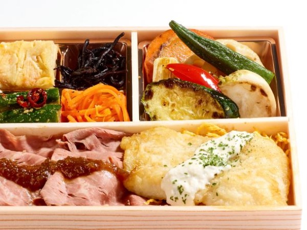 ローストビーフ 白身魚ムニエル弁当