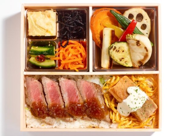 サーロインステーキ サーモンムニエル弁当