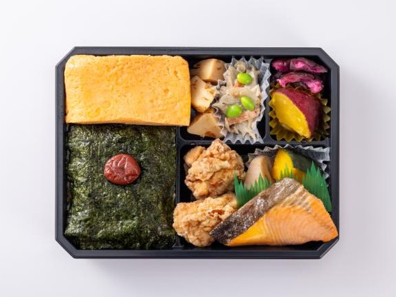 塚だまだし巻きと国産銀鮭のいろどり海苔弁当