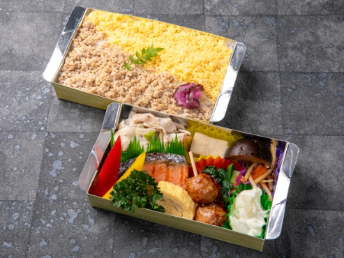 葱塩豚カルビ×鮭の塩焼き弁当