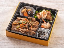 赤いチキン南蛮と焼肉のせ弁当