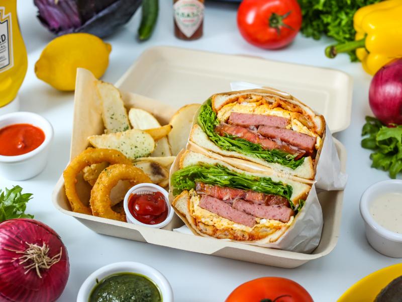 スパムエッグサンドイッチ