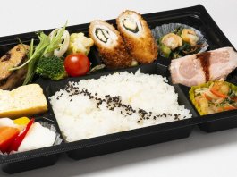 9品目の洋食弁当　赤りんご
