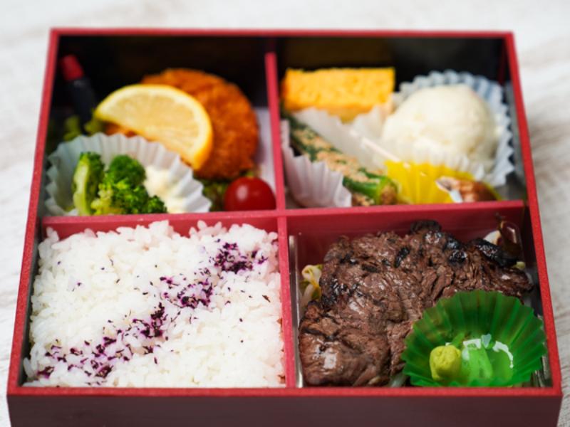 ステーキ懐石弁当