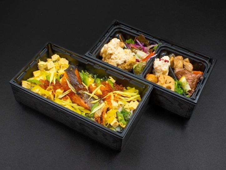 鮭といくらの親子重