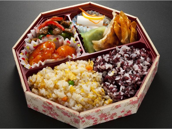 中華御膳 満月（まんげつ）