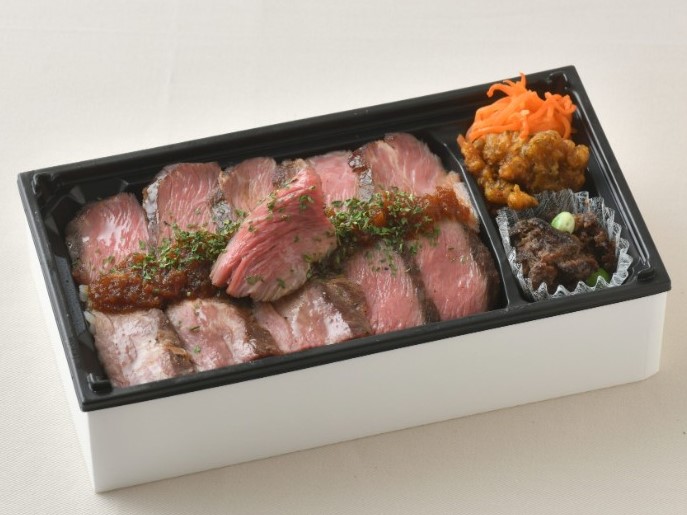 べべ丼〜牛ハラミのステーキ重〜