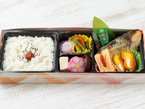 焼き鯖弁当