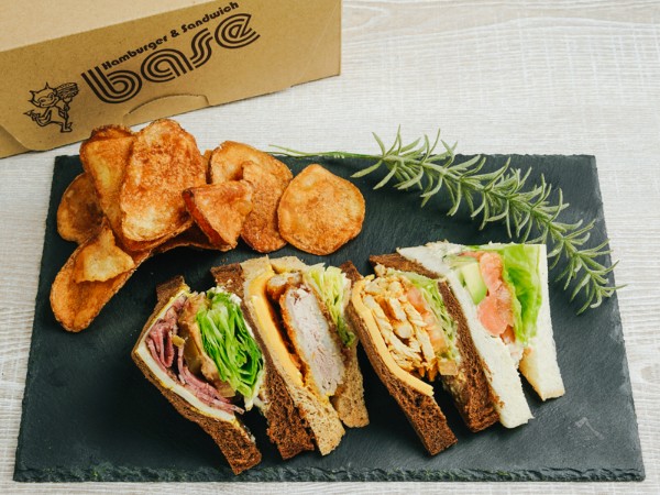 エグゼクティブミックスサンドイッチ（ポテトチップス付）