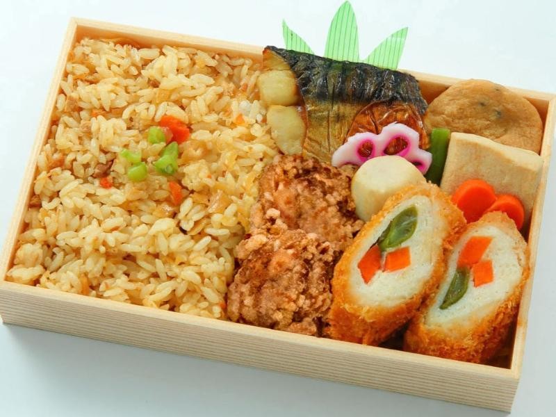 Ｎｏ．116 まごころ若鶏の唐揚げとブリの照り焼き