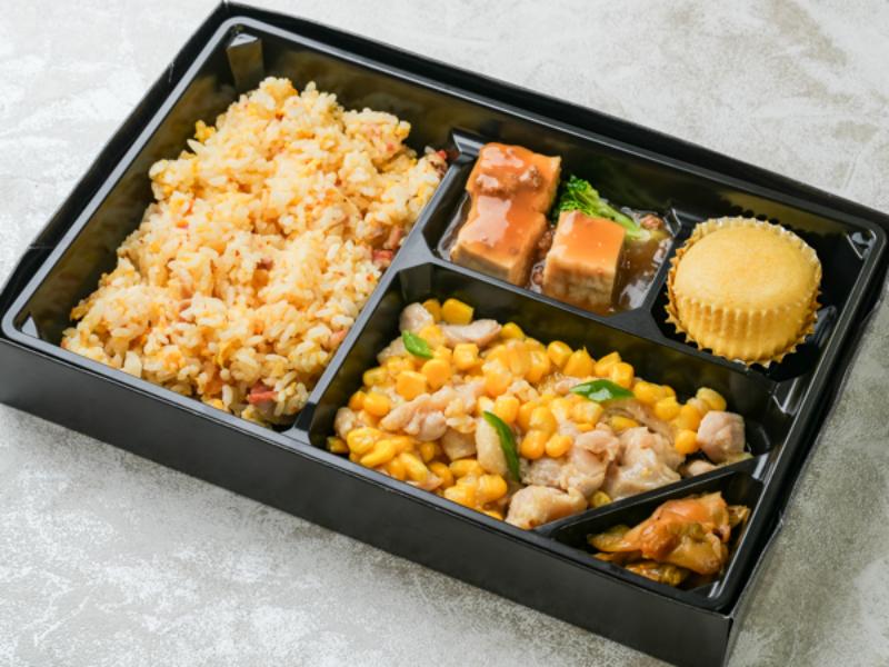やわらか鶏肉とコーンの塩炒め弁当